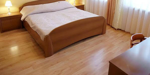 Hotel Dream Trnava Exterior foto